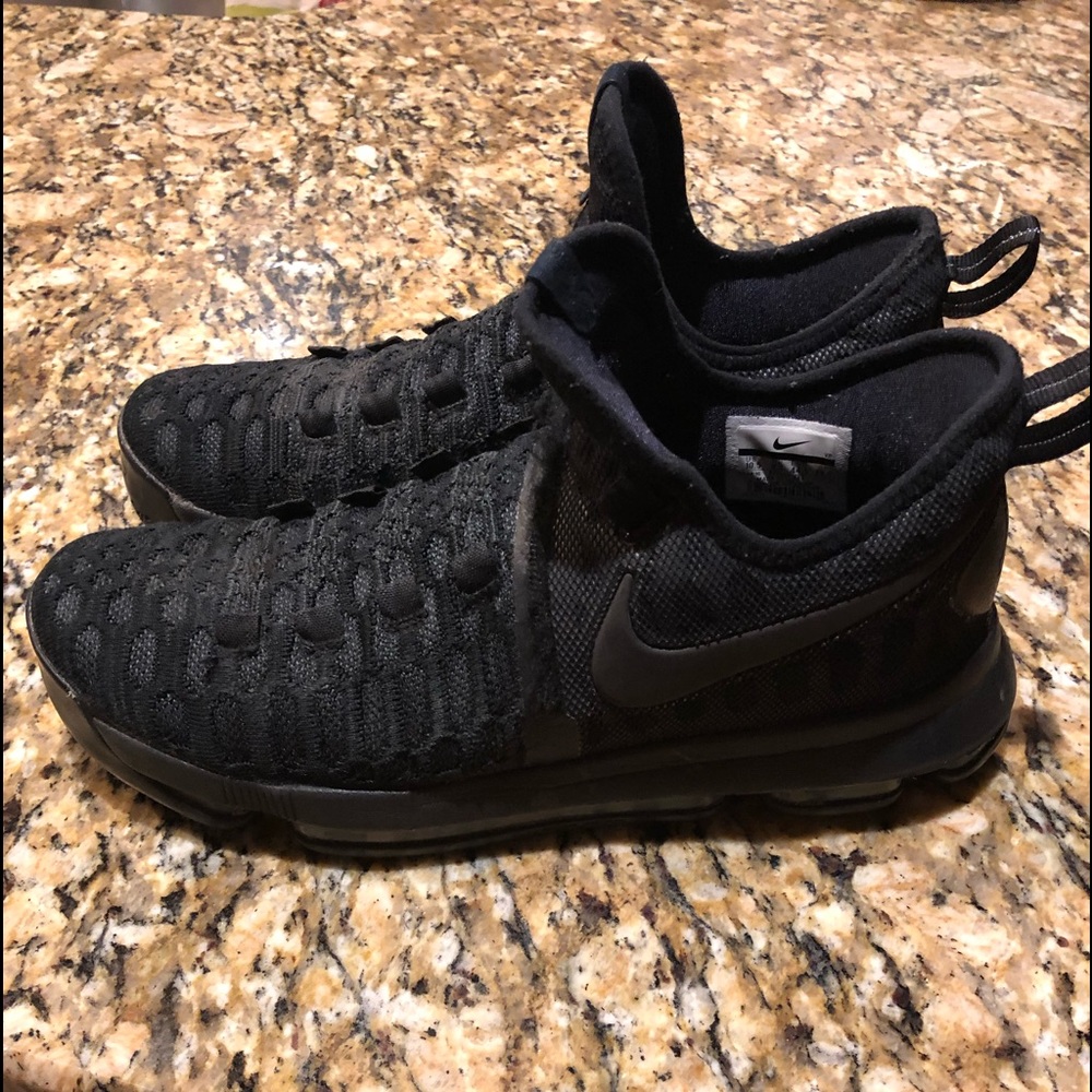 Nike KD basketball shoes
